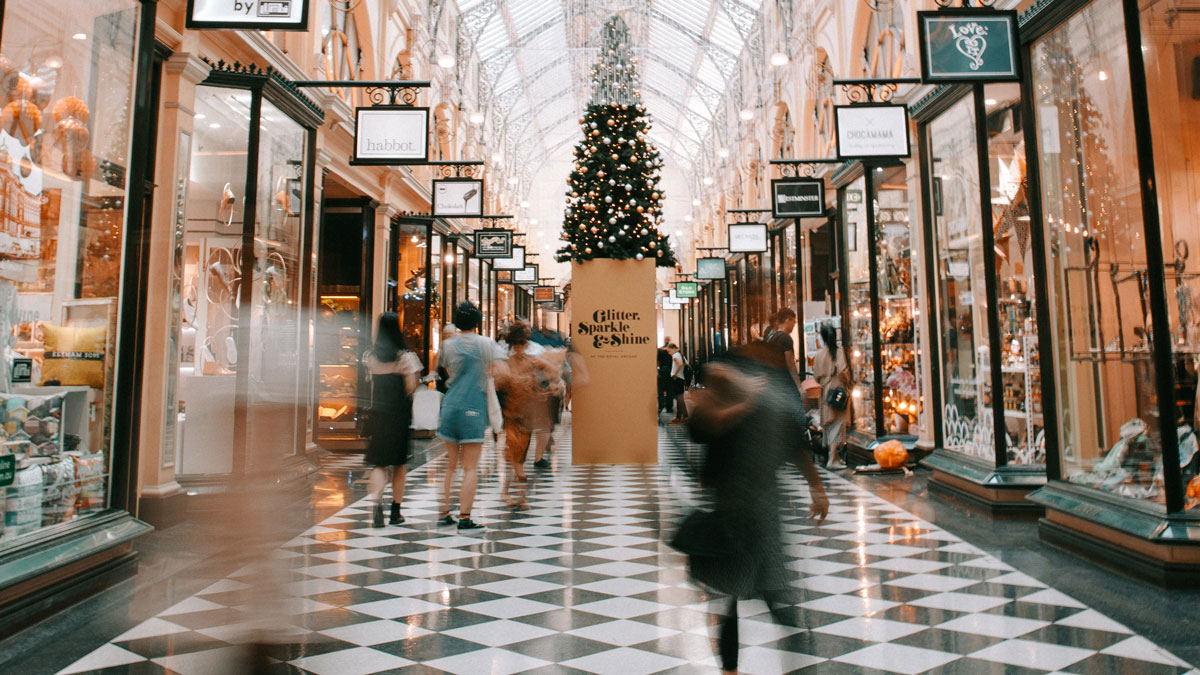 Just shopping. Музей Эстетика. Shop. Big Chain Stores.